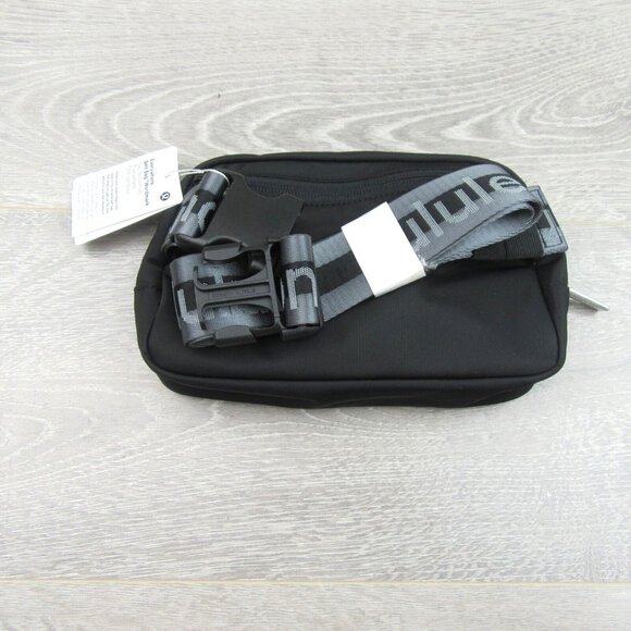 Lululemon Everywhere Belt Bag "Wordmark" Black (1L) Travel Vacation NEW - Picture 7 of 16